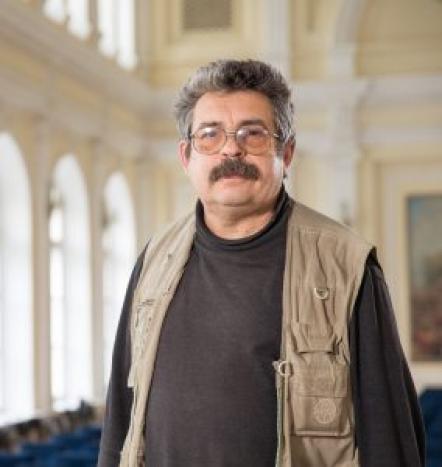 Составителем нового издания "Сказок Ивана Ковалёва" стал доктор филологических наук Н.В. Морохин